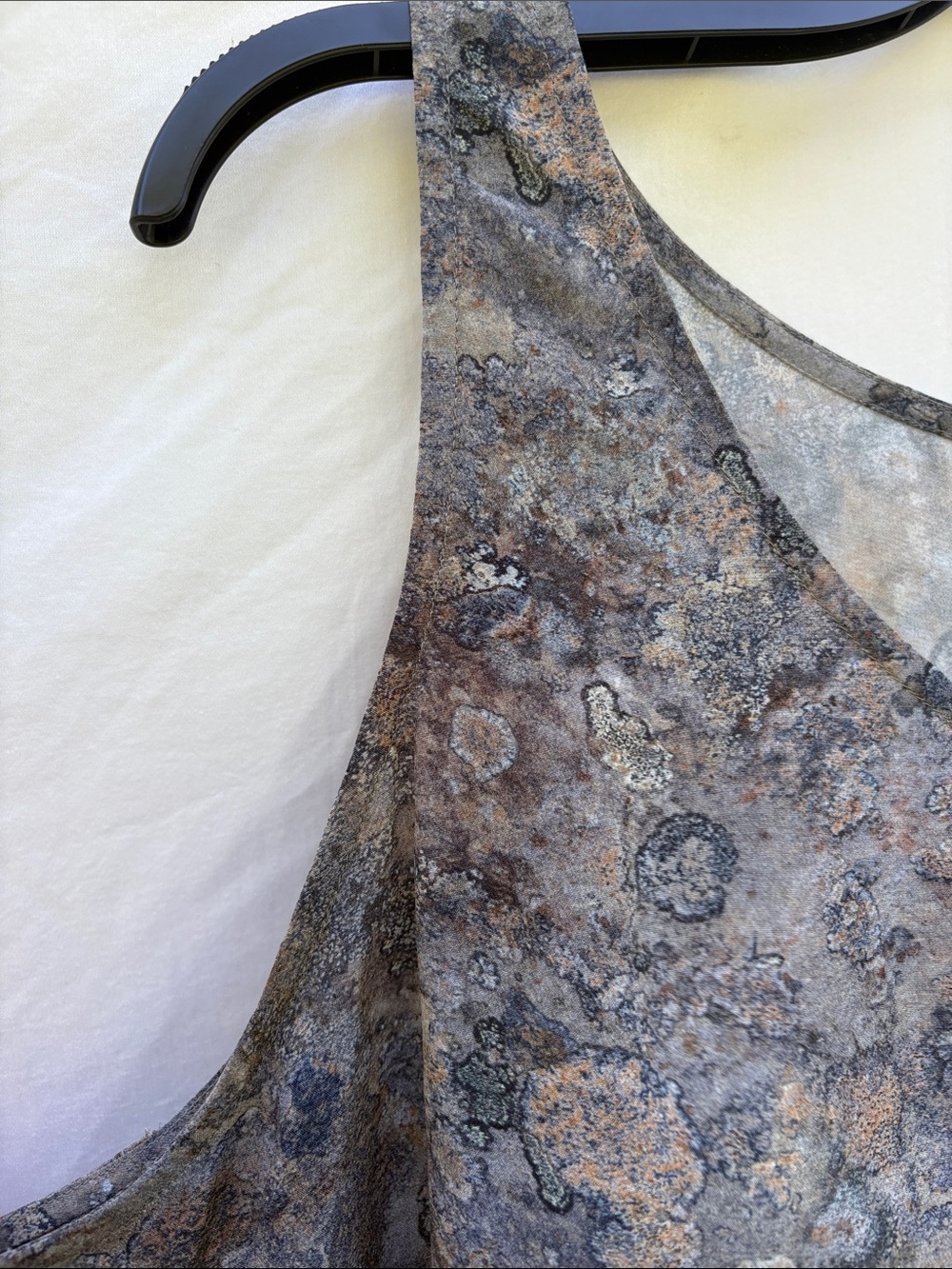 Eileen Fisher Gray Icelandic Printed Tank Top - Picture 7 of 14